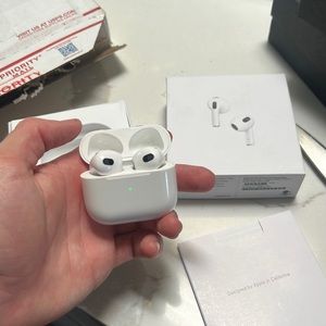 Airpod gen 3 got damaged in shipping only left pod works
